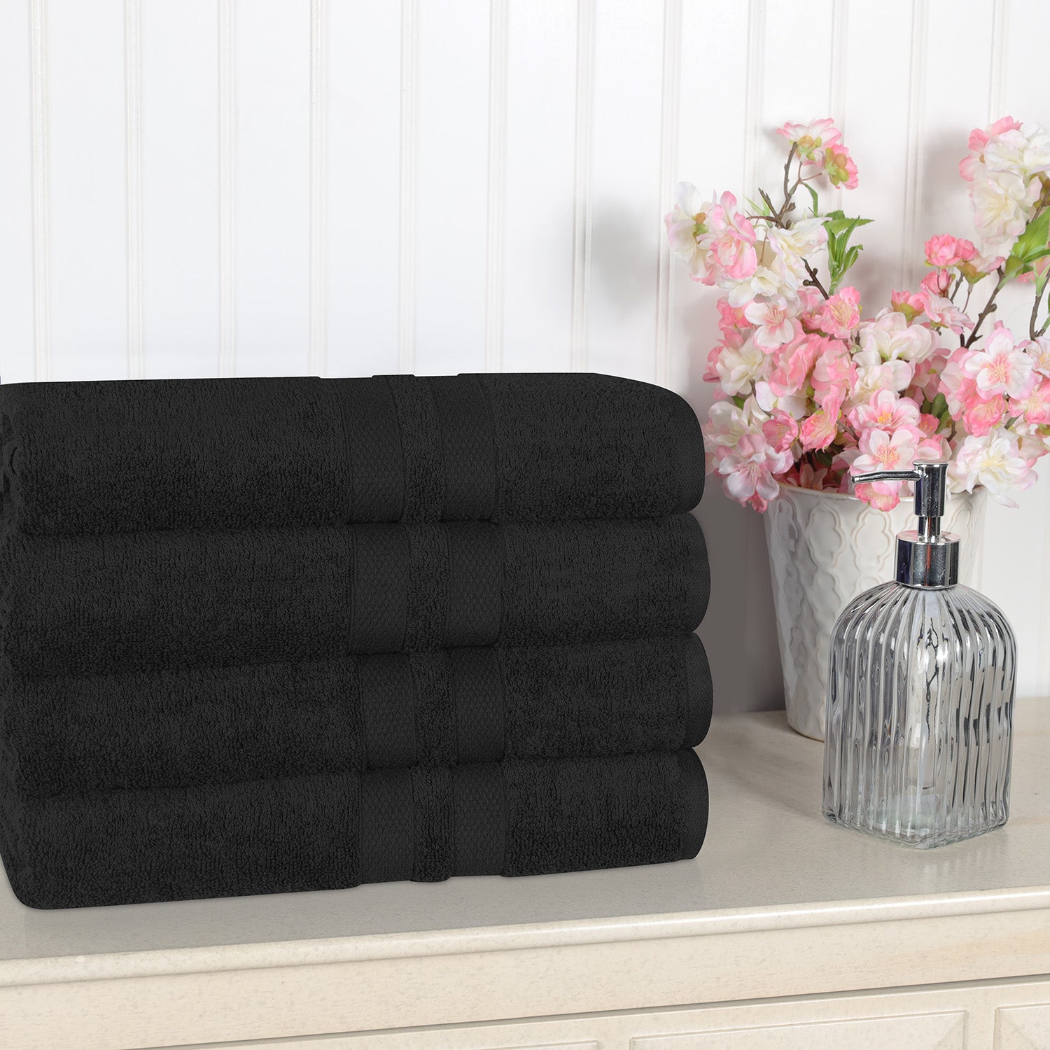 Superior Ultra Soft Cotton Absorbent Solid Bath Towel (Set of 4) - Black