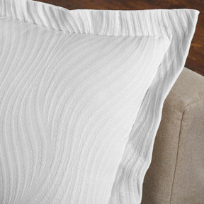 Cascade Cotton Jacquard Matelasse 3-Piece Bedspread Set - White