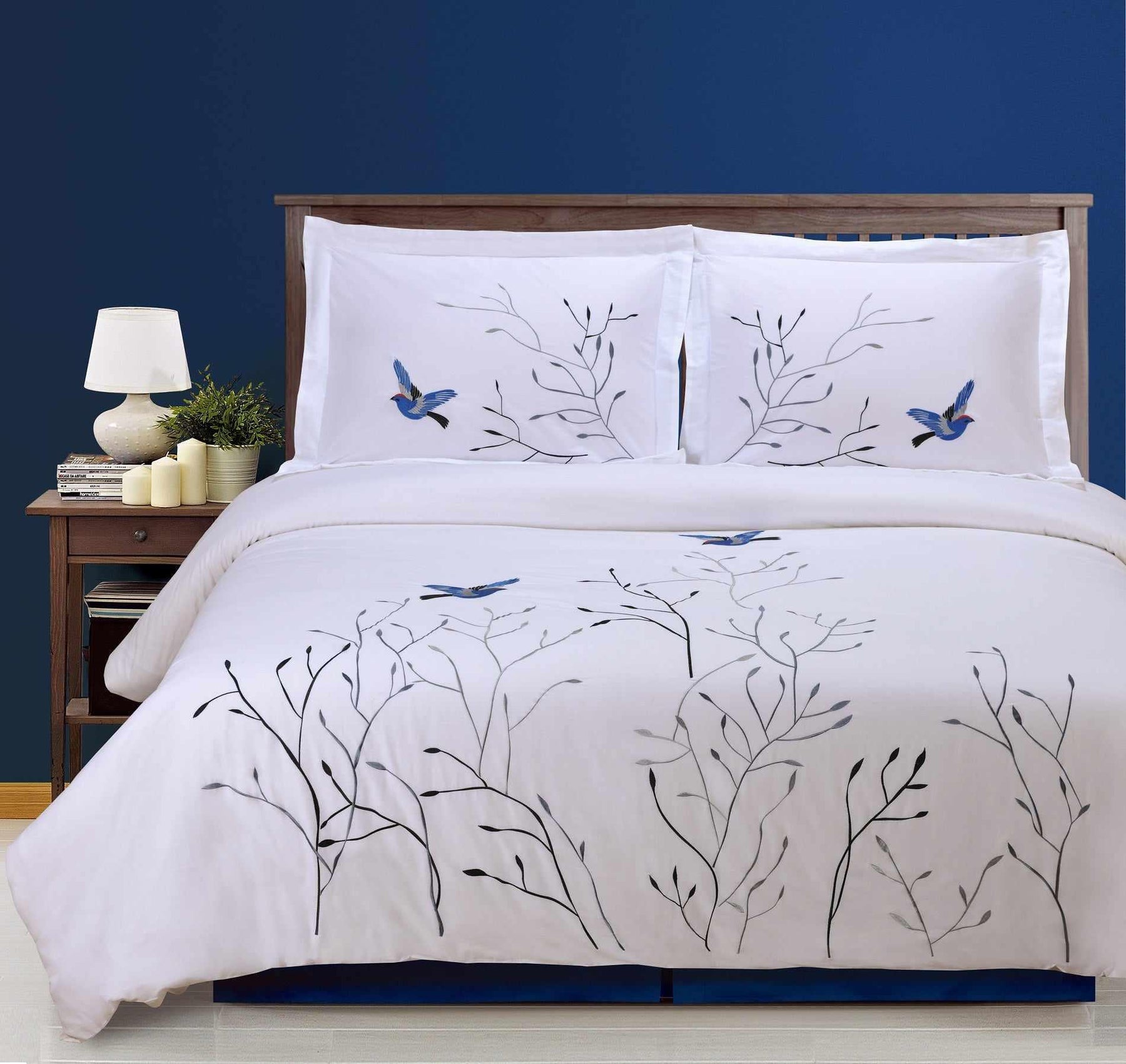 Superior Embroidered Swallow and Floral Cotton Duvet Cover Set - Medium blue
