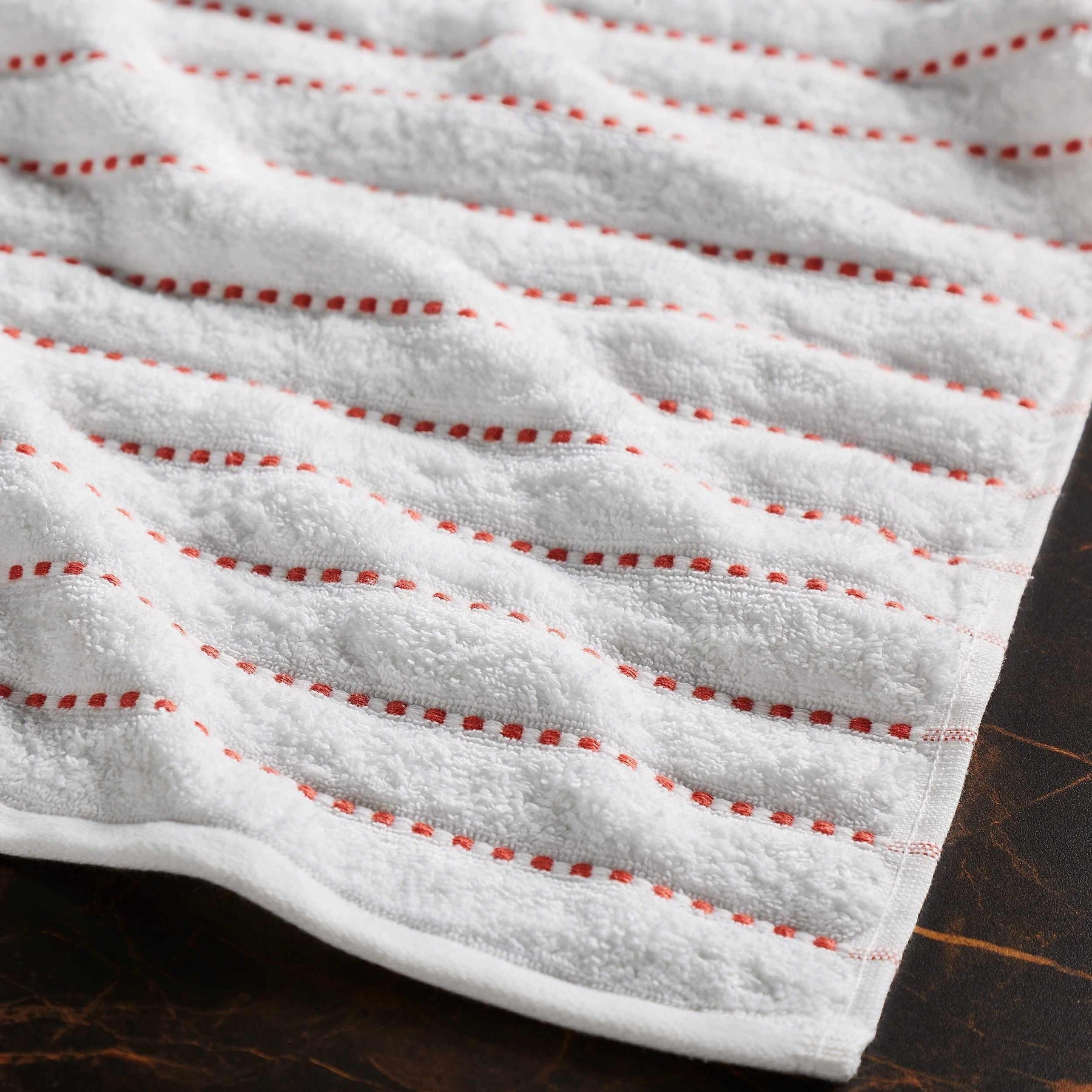  Traditional Organic Wave 650 GSM 8- Pieces Towel Set - Coral