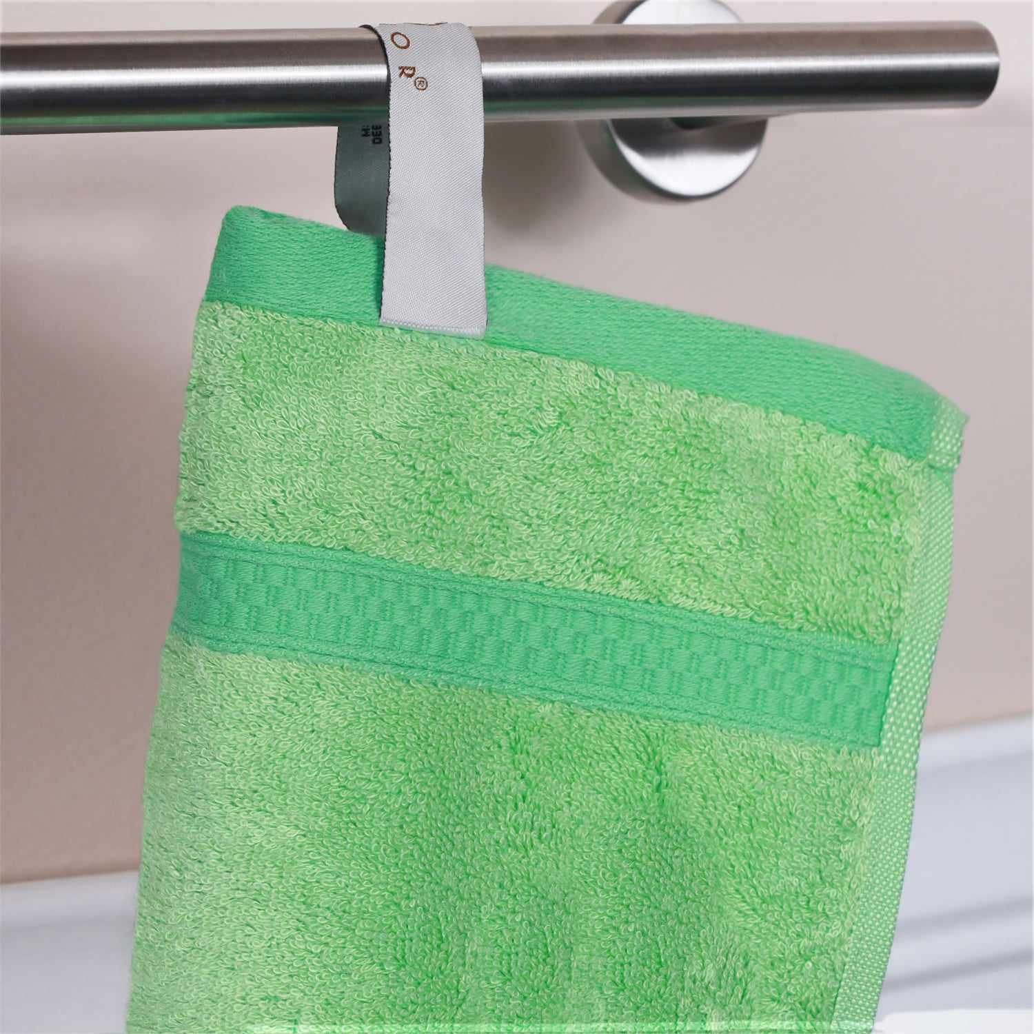  Ultra-Soft Hypoallergenic Rayon from Bamboo Cotton Blend Bath and Hand Towel Set -  Spring Green