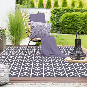 Superior Contemporary Geometric Arrow Pattern Indoor/ Outdoor Area Rug - Charcoal