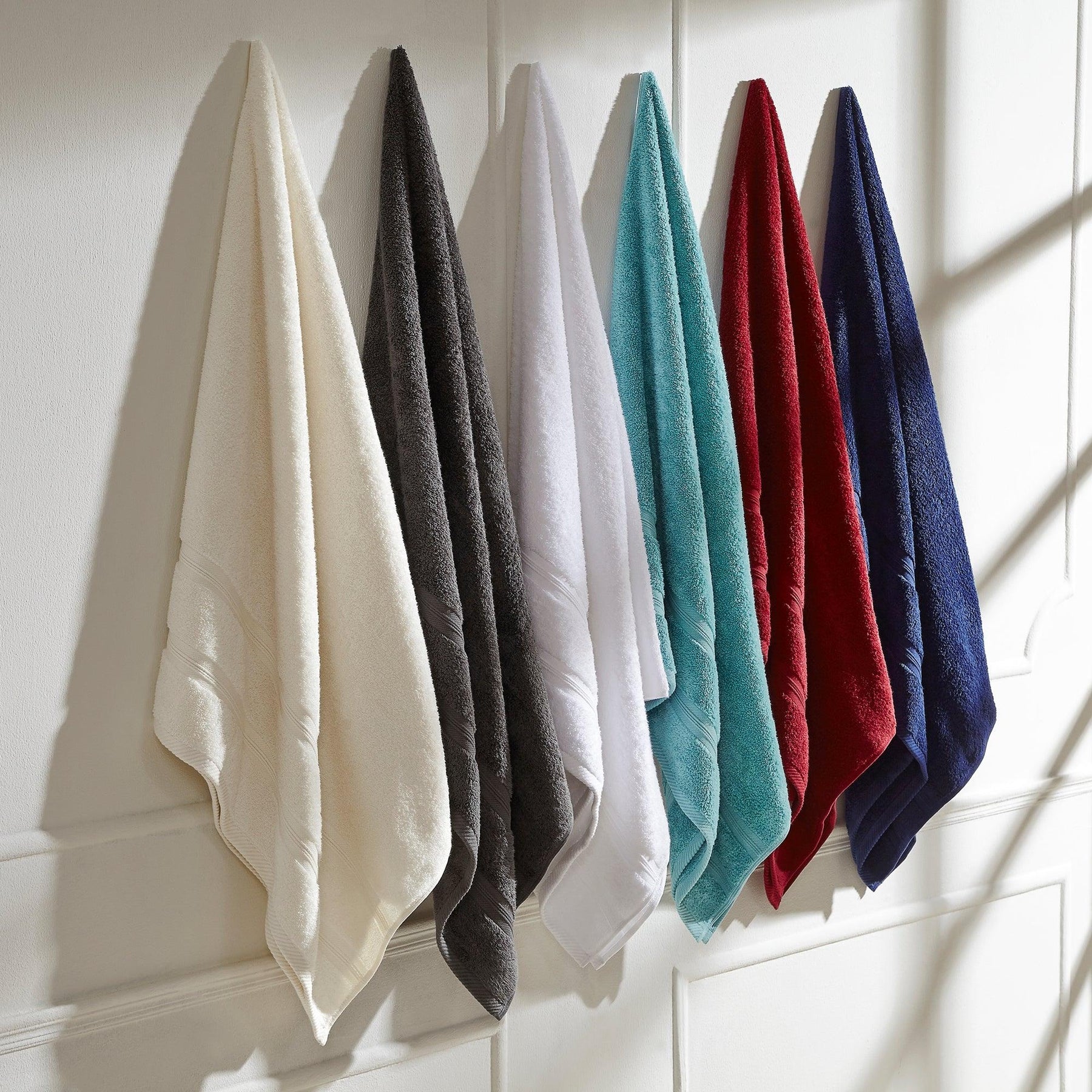  Superior Smart Dry Zero Twist Cotton 4-Piece Bath Towel Set -Crimson