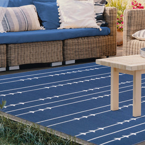 Superior Bohemian Arrow Line Pattern Indoor Outdoor Area Rug - Navy Blue