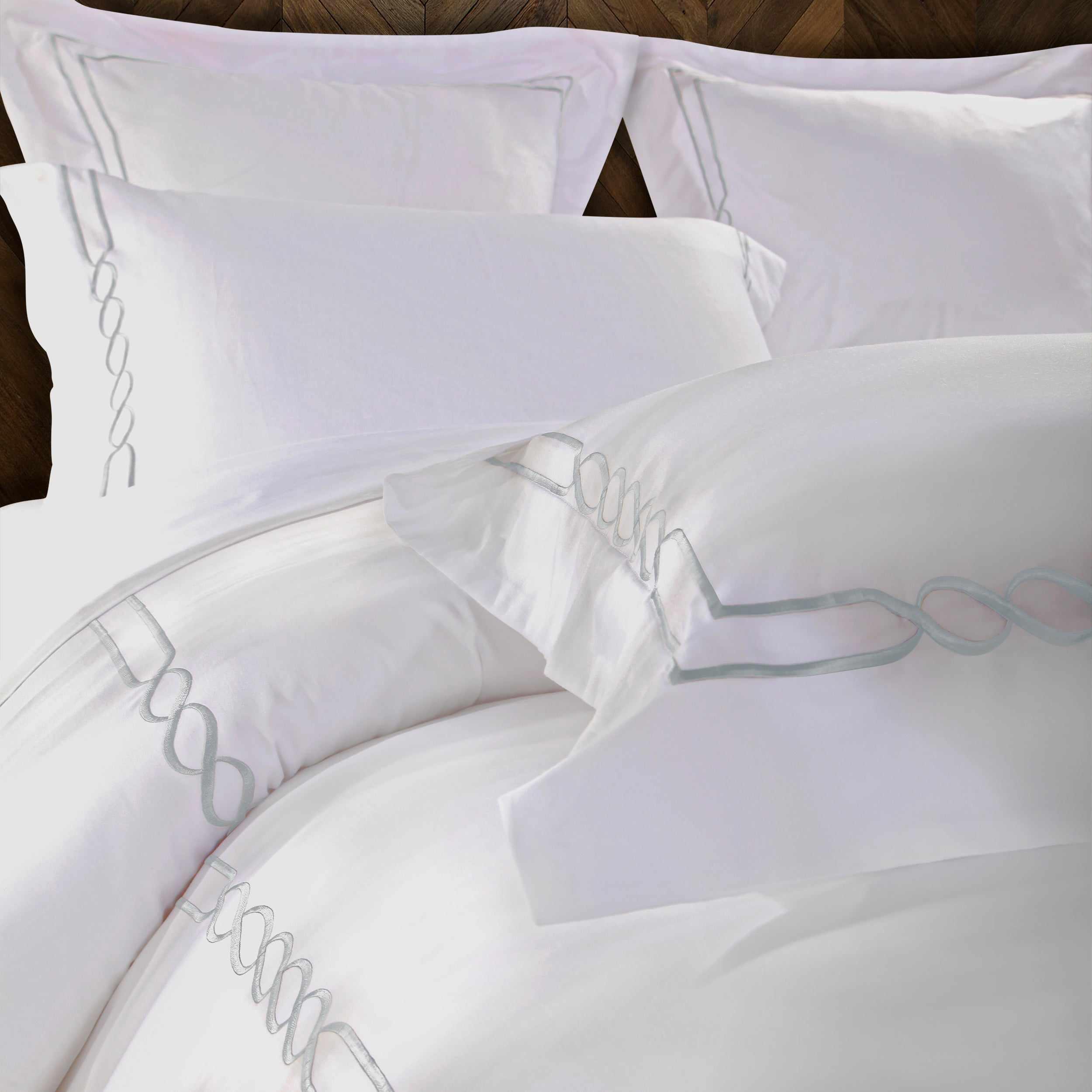 Lorenz Embroidered Cotton Duvet Cover Set - Duvet Cover Set by Superior Brand