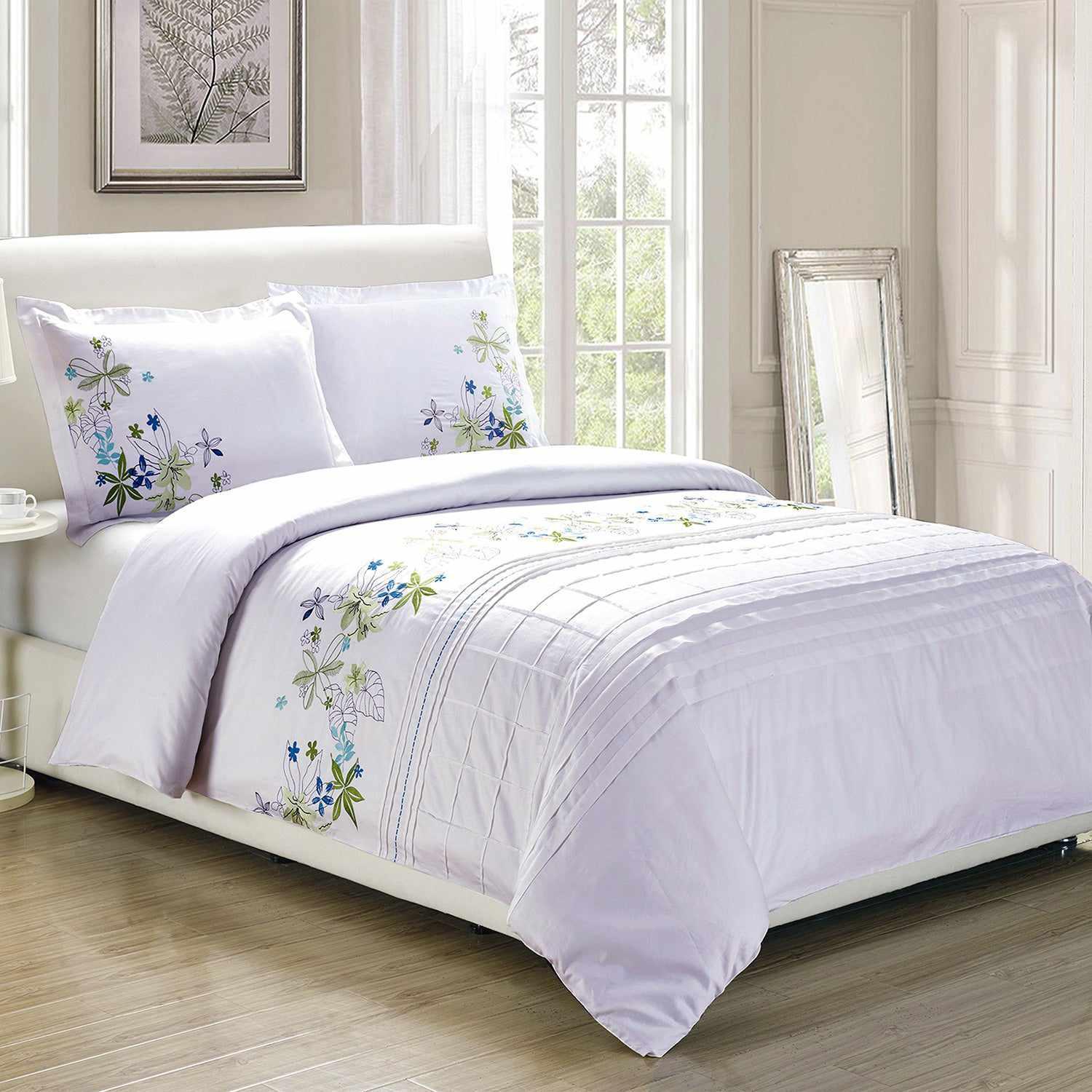 Spring Blooms Cotton Floral Embroidered Traditional Duvet Cover Set - Duvet Cover Set by Superior Brand